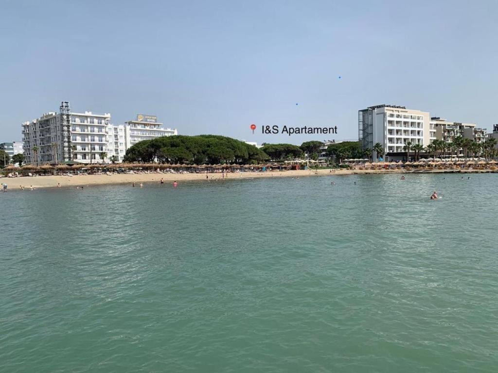 Apartment I&s 6